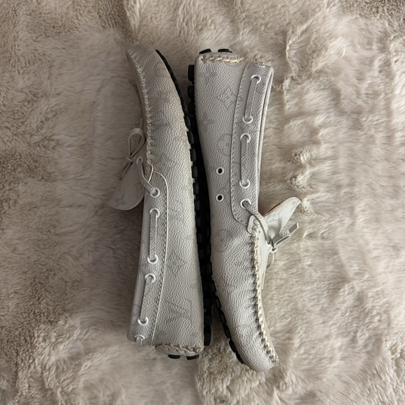 LV Driver Mocassin (White leather) Used size 9 - Picture 3 of 7
